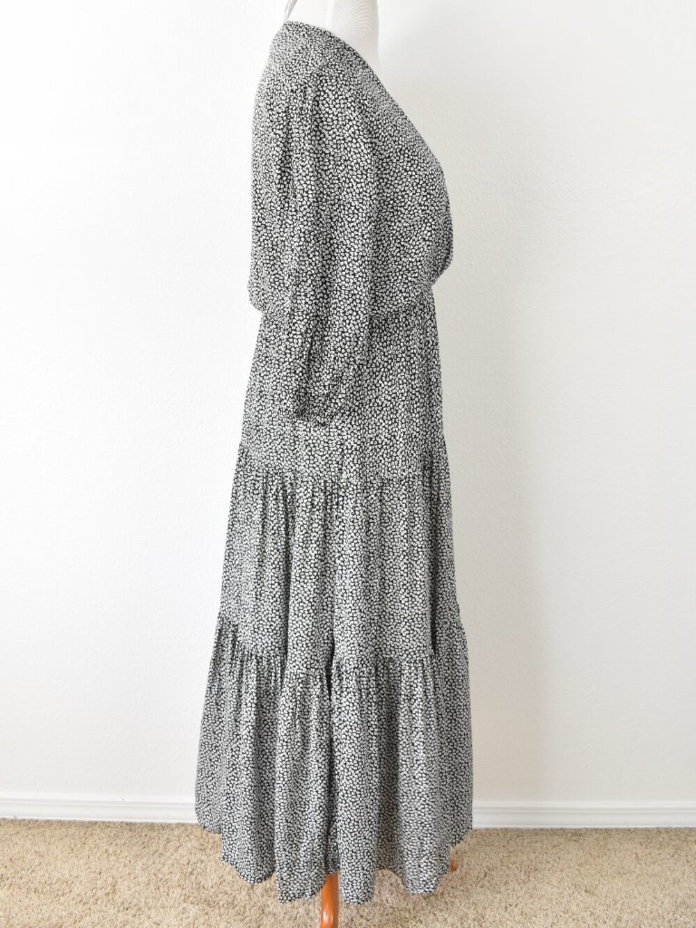 Petal & Pup Hadyn Black and White Faux Wrap Maxi Dress NEW - 10 - Picture 8 of 10